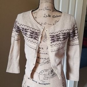 Abercrombie and Fitch 3/4 sleeve sweater